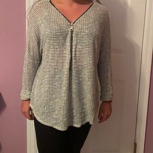 Vintage Havana- black and white zip sweater